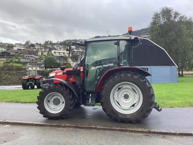 Massey Ferguson MF4710M