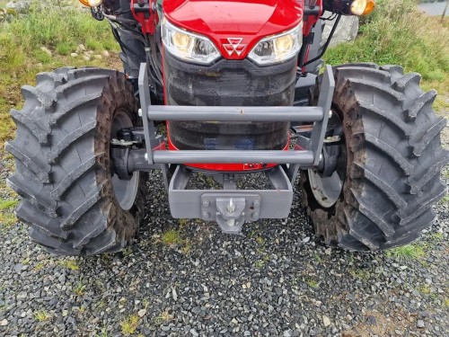 Massey Ferguson 4710M Dyna 2