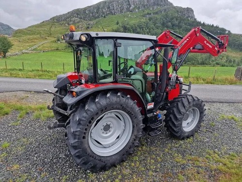 Massey Ferguson 4710M Dyna 2