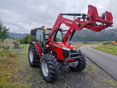 Massey Ferguson 4710M Dyna 2