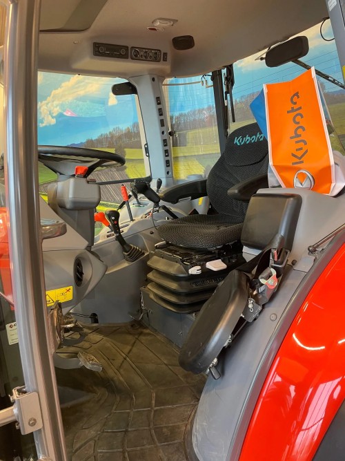 Kubota M5-112