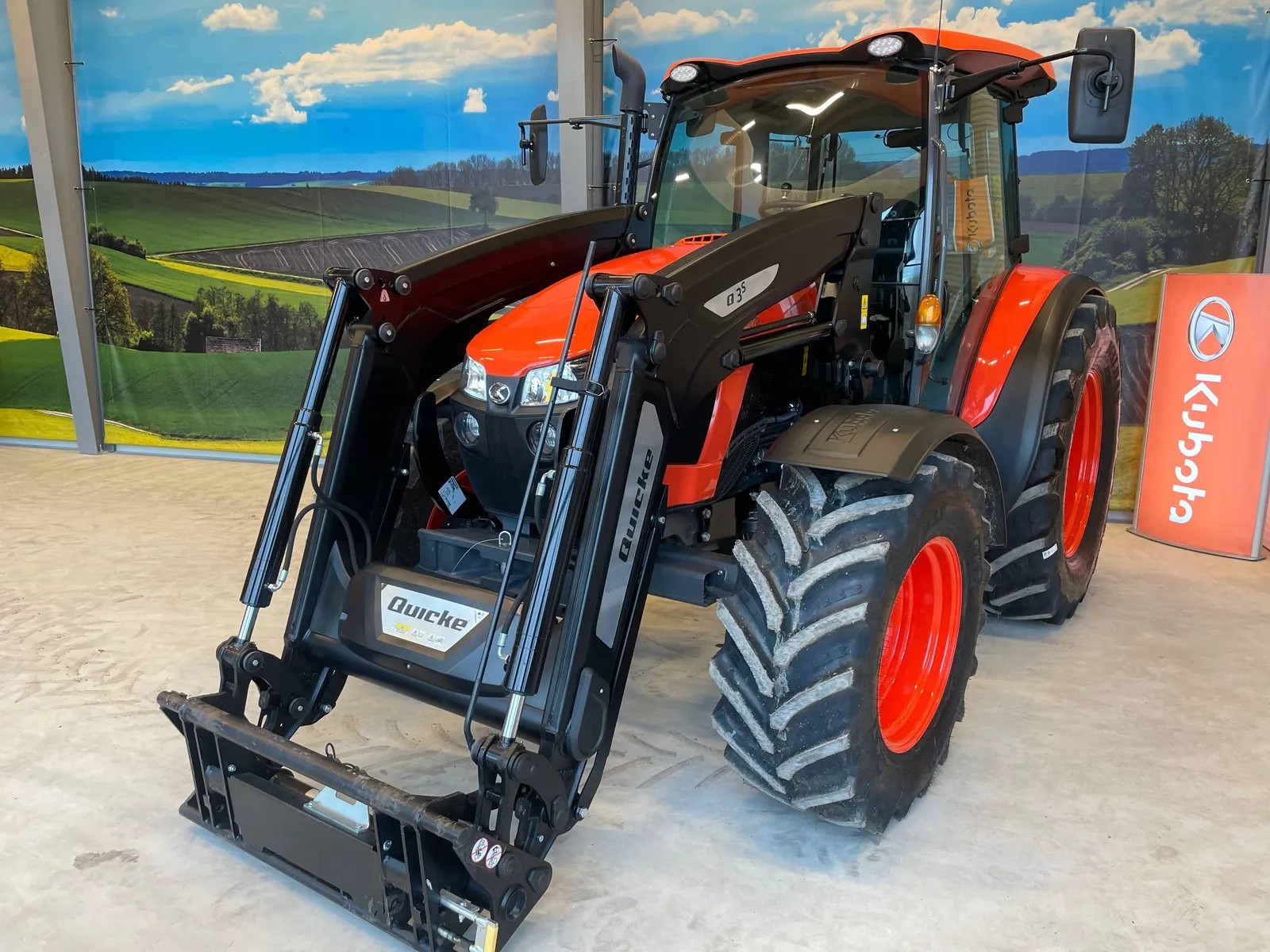 Kubota M5-112