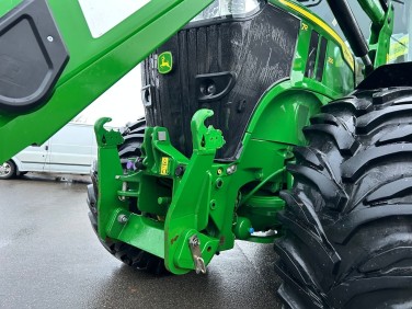 John Deere 7R350