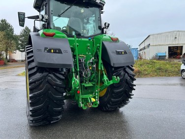 John Deere 7R350