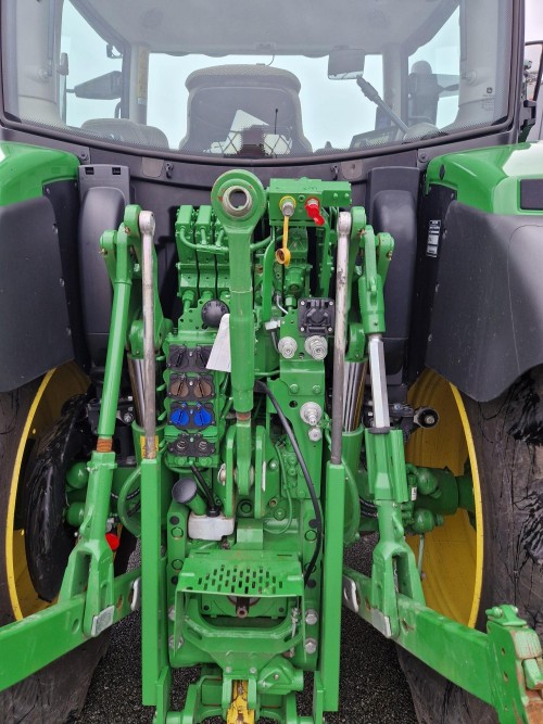 John Deere 6R 150