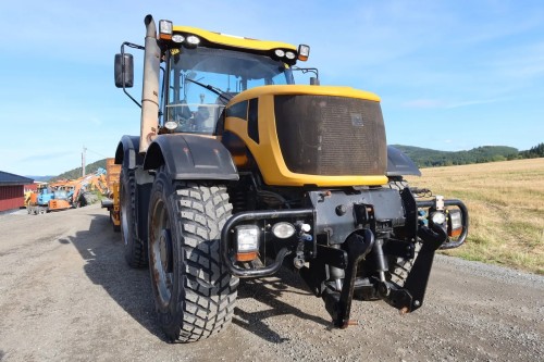 JCB 8660