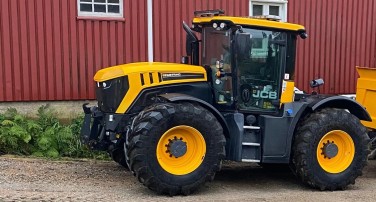 JCB 4220 FASTRAC