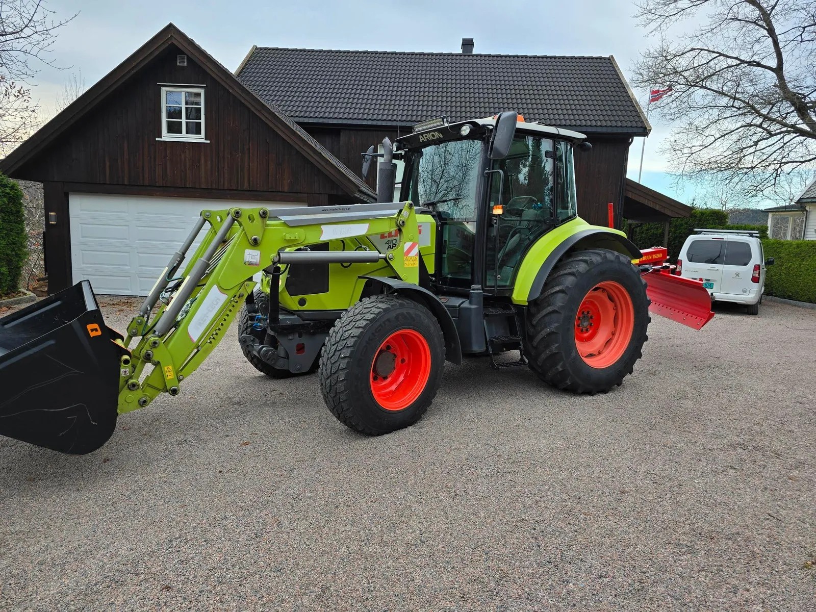 CLAAS arion 410