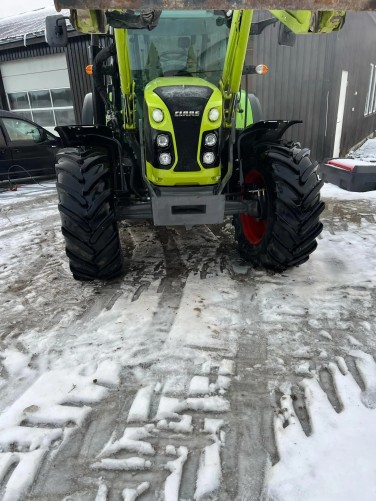 CLAAS Arion 460