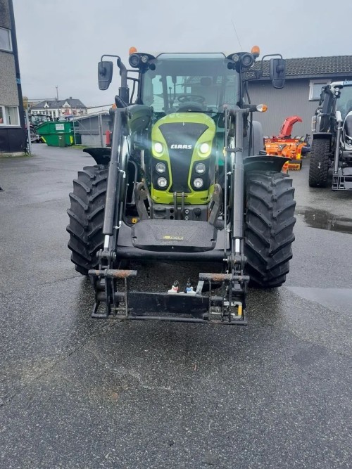 CLAAS ARION 440 CIS+