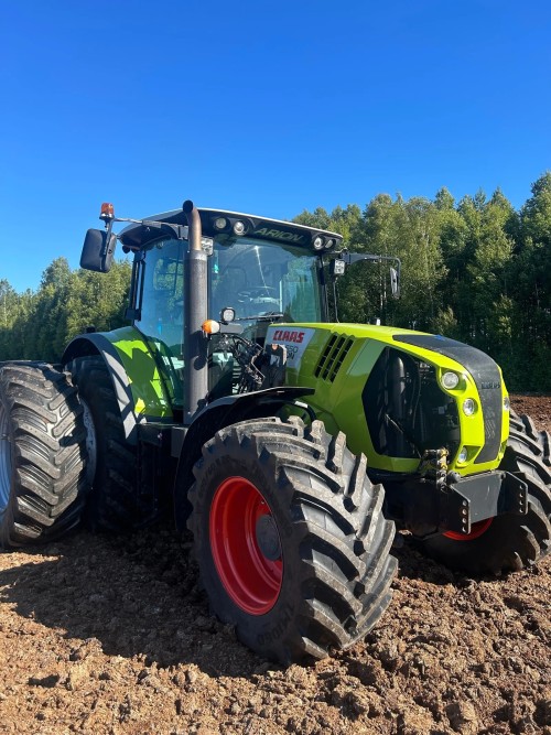 CLAAS Arion 650