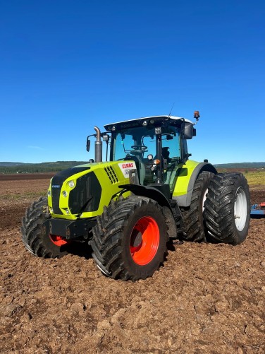 CLAAS Arion 650