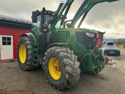 John Deere 6230R