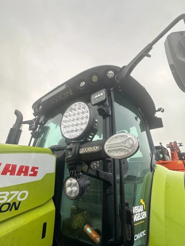 CLAAS Axion 870 CMATIC