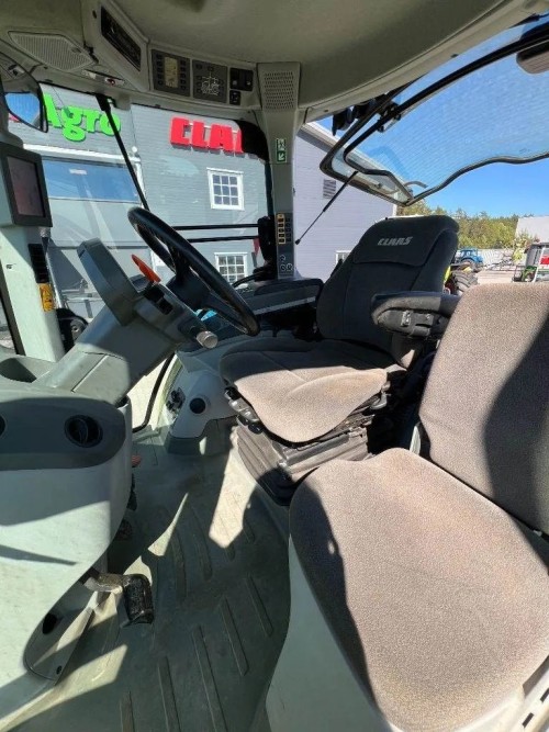 CLAAS Arion 650 CIS