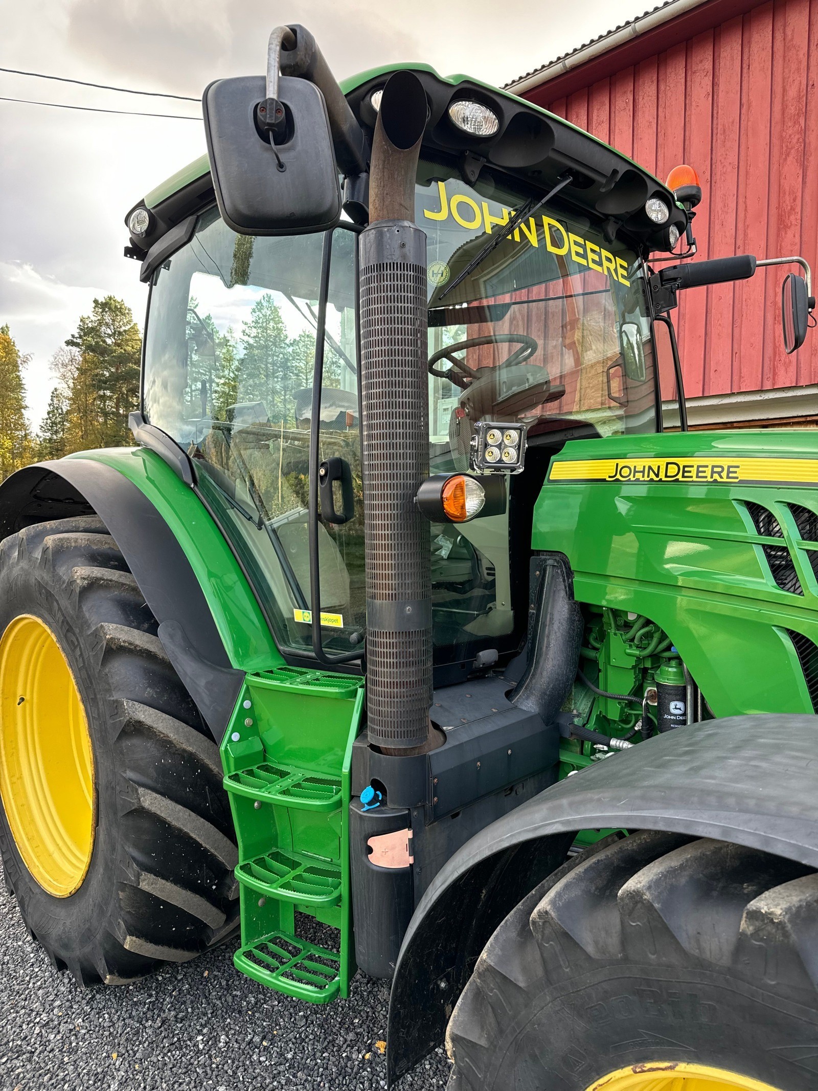 John Deere 6125R