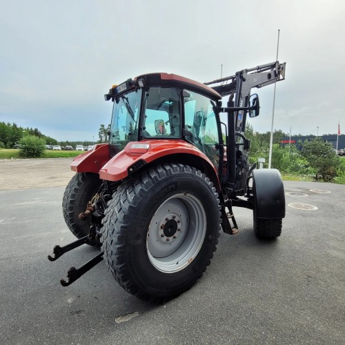 CASE IH Farmall 115U