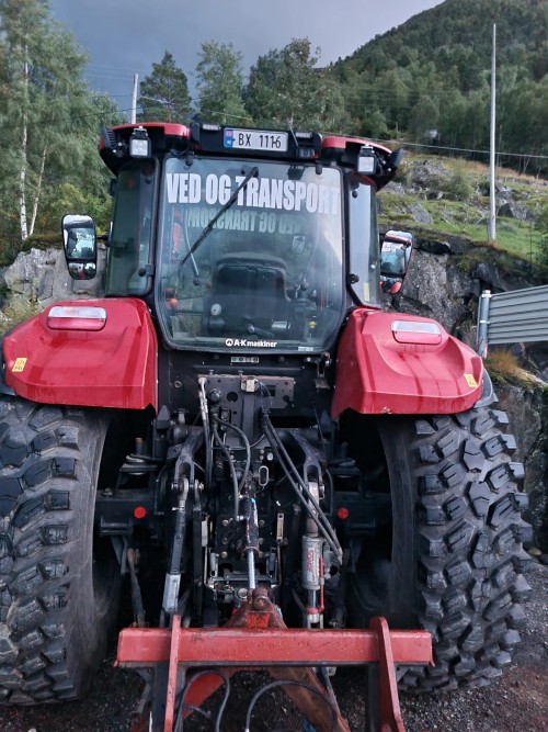 CASE IH Luxxum 100