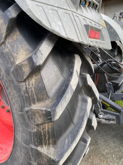 Fendt 828 Profi Plus avec siège conducteur réversible