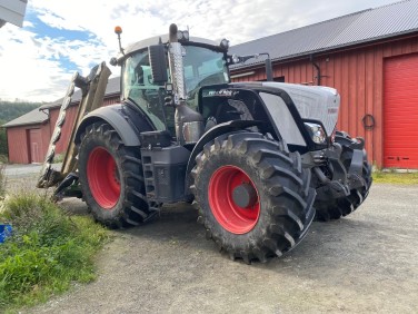 Fendt 828 Profi Plus avec siège conducteur réversible