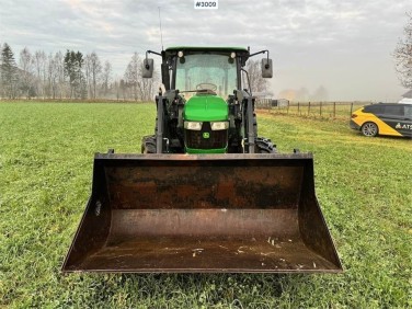 John Deere 5075E