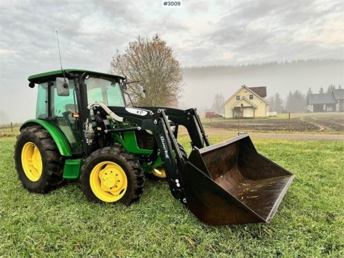 John Deere 5075E