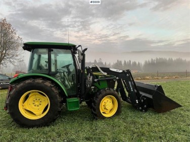 John Deere 5075E