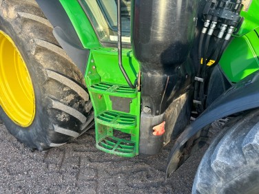 John Deere 6130R AP