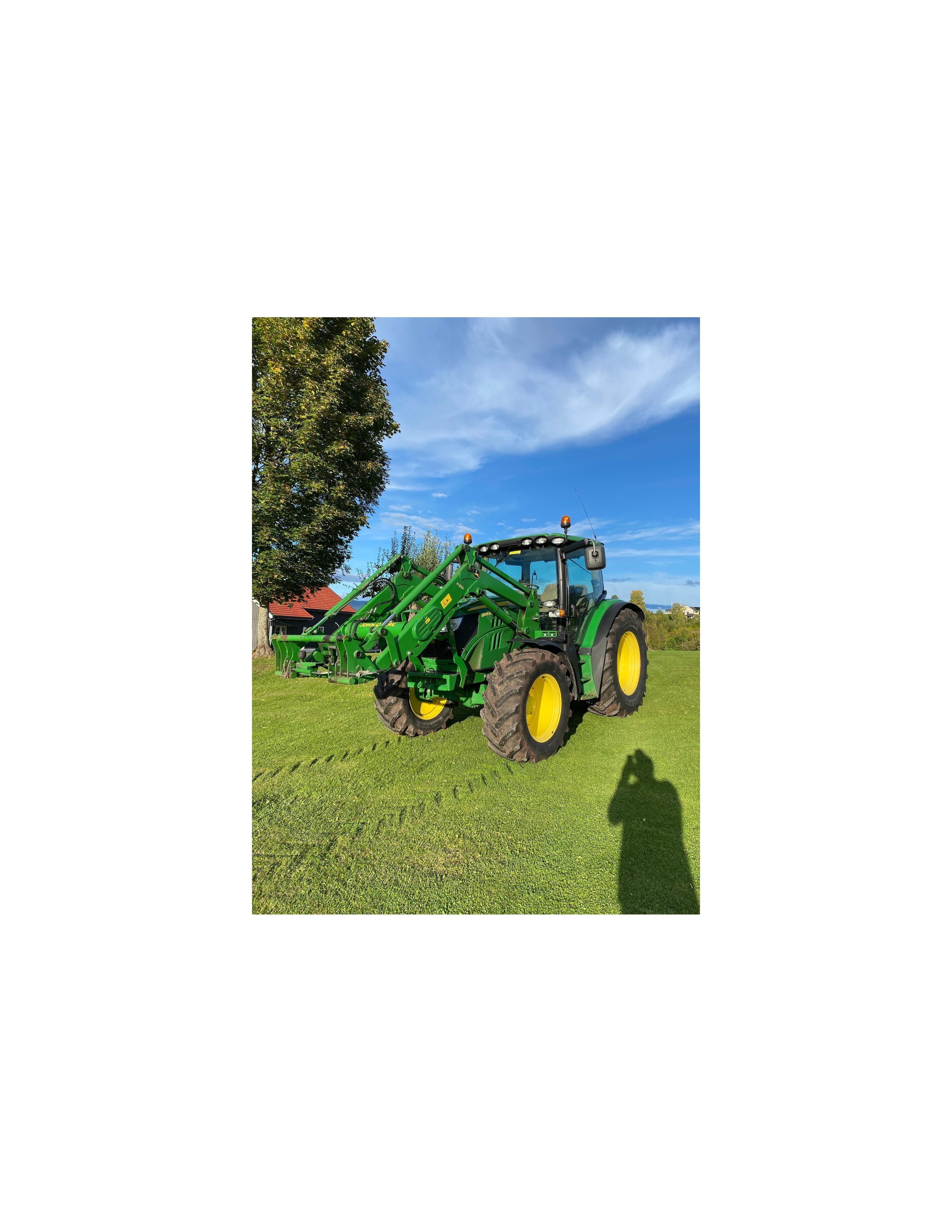 John Deere 6105R