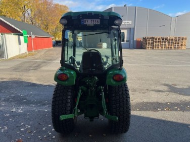 John Deere 3045R