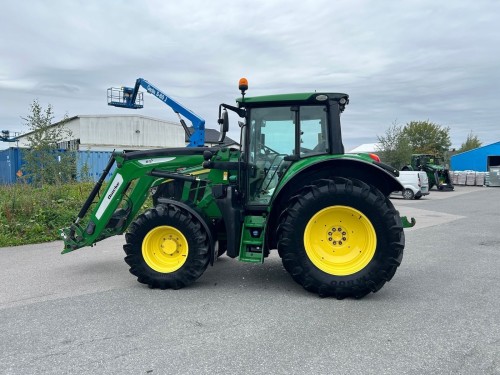 John Deere 6120M